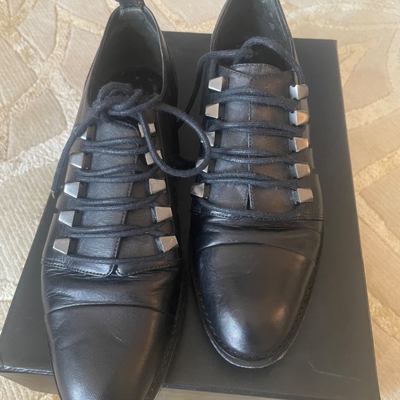 Black Alexander Wang lace up shoe with cut outs - Picture 3 of 10